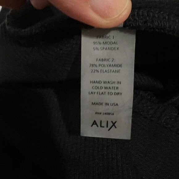 Alix Nyc Ribbed Bodysuit Black Long-Sleeve Soft Henley Size XSmall NWOT - Picture 14 of 14
